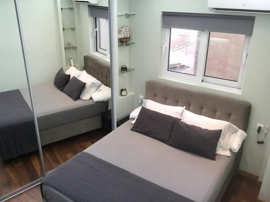 Finer Things Flisvos Beach Condo In Palaio Faliro Athènes Extérieur photo